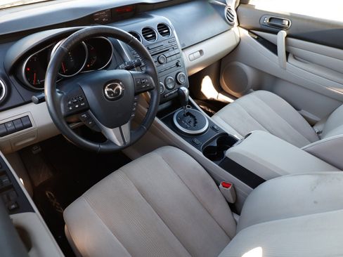 Used 2010 MAZDA CX-7 i Sport w/ Convenience Pkg image 4