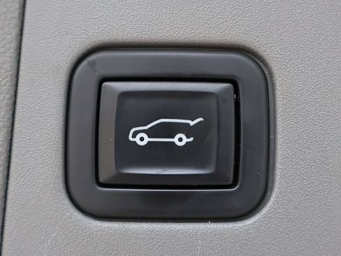 Used 2021 Cadillac XT5 Premium Luxury image 57