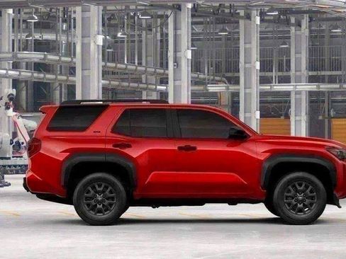 New 2026 Toyota 4Runner SR5 AWD/4WD image 12