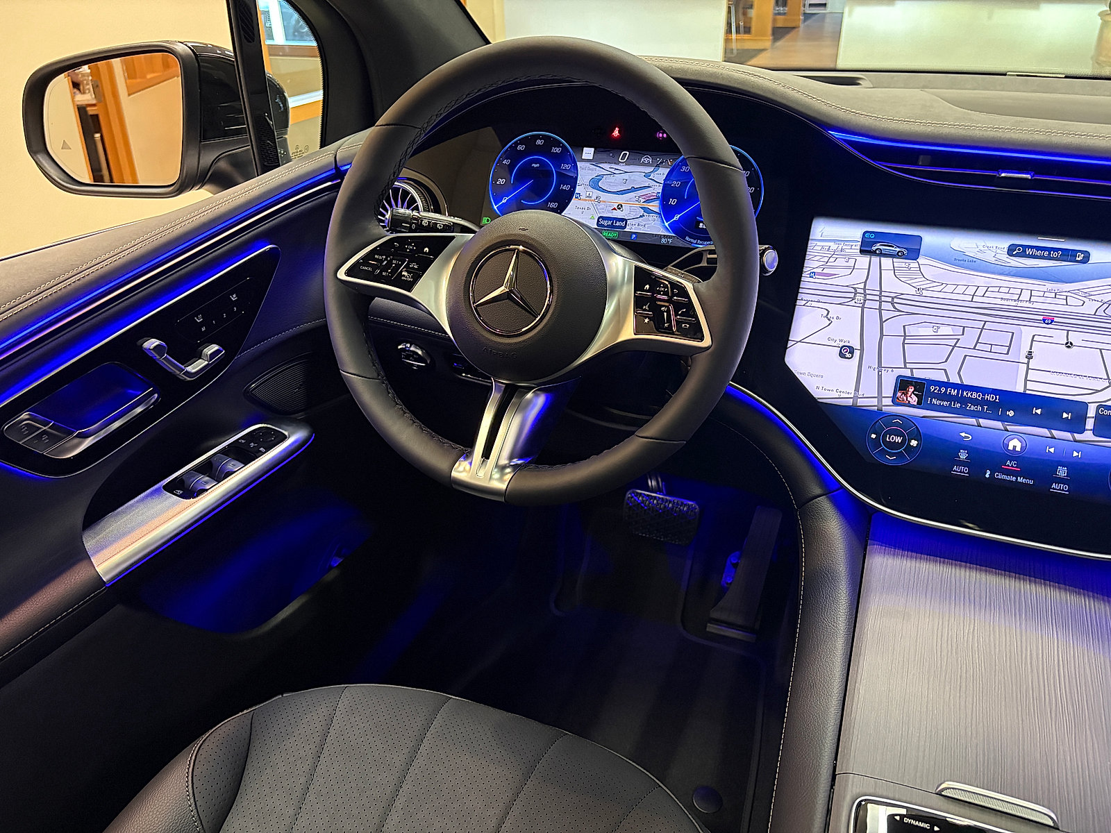 New 2027 Mercedes-Benz EQE 320+ SUV image 10