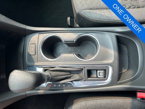 Used 2023 Chevrolet Equinox LT FWD image 18