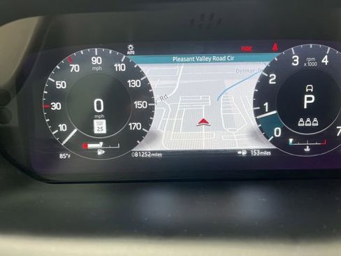 Used 2021 Land Rover Discovery Sport SE AWD/4WD image 11