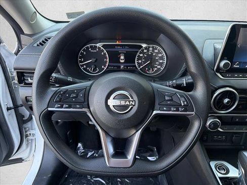 Used 2024 Nissan Sentra SV image 14
