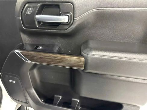 Used 2019 Chevrolet Silverado 1500 LT Trail Boss image 23