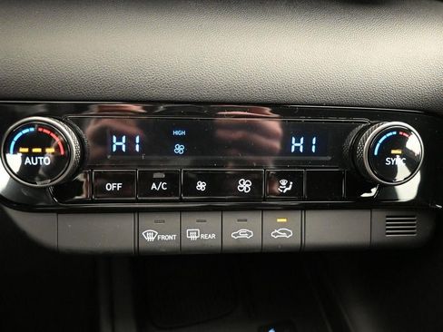 New 2026 Hyundai Elantra Sport image 16