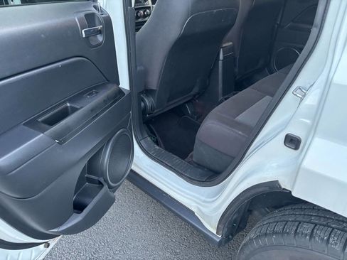 Used 2015 Jeep Patriot Sport w/ Power Value Group image 19