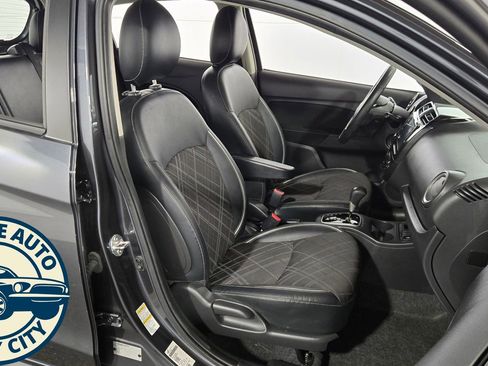 Used 2024 Mitsubishi Mirage FWD image 32