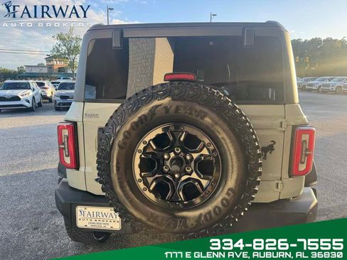 Used 2022 Ford Bronco Wildtrak image 7