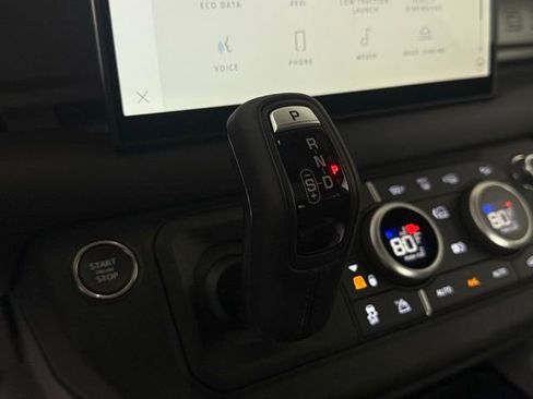 New 2025 Land Rover Defender 110 V8 image 36