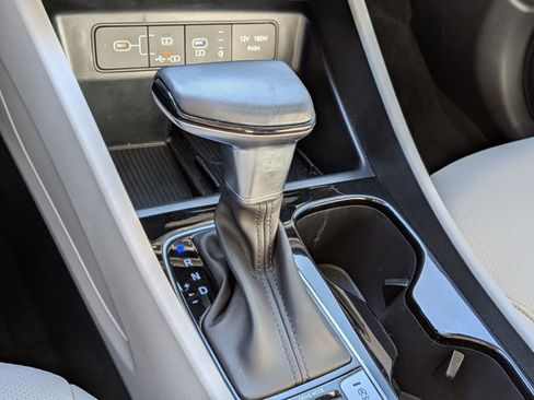 Used 2025 Hyundai Tucson SEL image 11