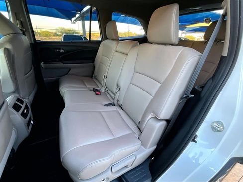 Used 2018 Honda Pilot Touring image 20
