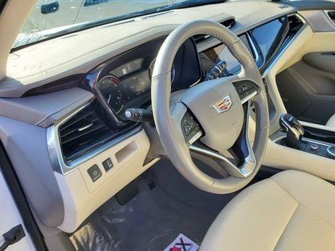 Certified 2024 Cadillac XT6 Premium Luxury w/ LPO, Floor Liner Package AWD/4WD image 27