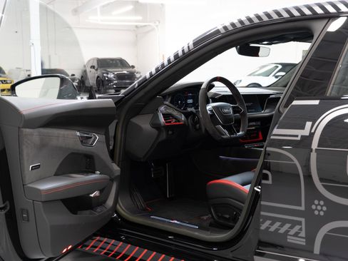 Used 2023 Audi RS e-tron GT AWD/4WD image 17