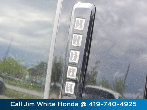 Used 2022 Ford F150 Lariat w/ Equipment Group 502A High AWD/4WD image 24