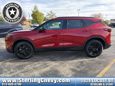 New 2025 Chevrolet Blazer LT w/ Midnight/Sport Edition image 2