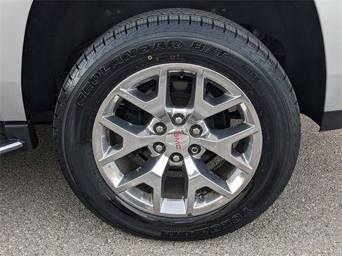 Used 2016 GMC Yukon SLT w/ Open Road Package image 8