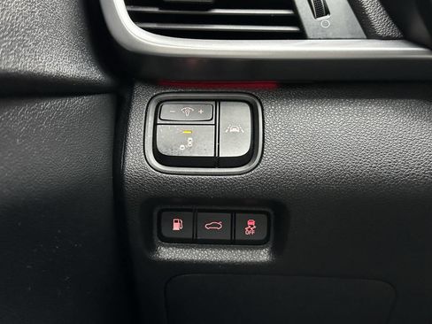 Used 2019 Kia Optima EX w/ EX Premium Package image 25