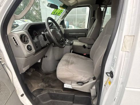 Used 2013 Ford E-250 and Econoline 250 w/ PWR Group RWD image 15