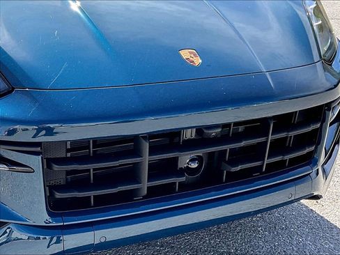 New 2026 Porsche Cayenne image 23