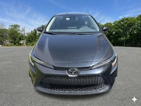 Used 2022 Toyota Corolla LE FWD image 6