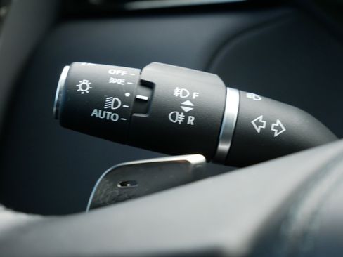 Used 2025 Land Rover Range Rover Velar Dynamic SE image 25