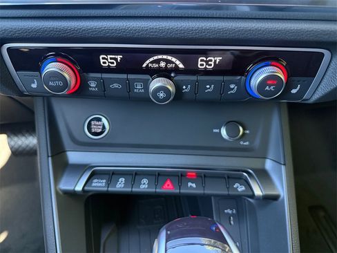 New 2025 Audi Q3 2.0T Premium image 20