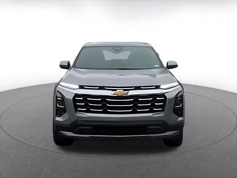 Used 2025 Chevrolet Equinox LT AWD/4WD image 3