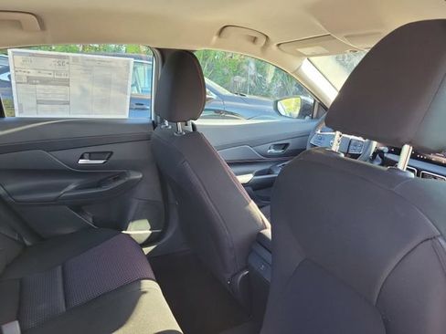 New 2026 Nissan Sentra SR w/ Floor Mat Package FWD image 27