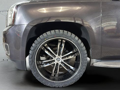 Used 2015 GMC Yukon SLT RWD image 36