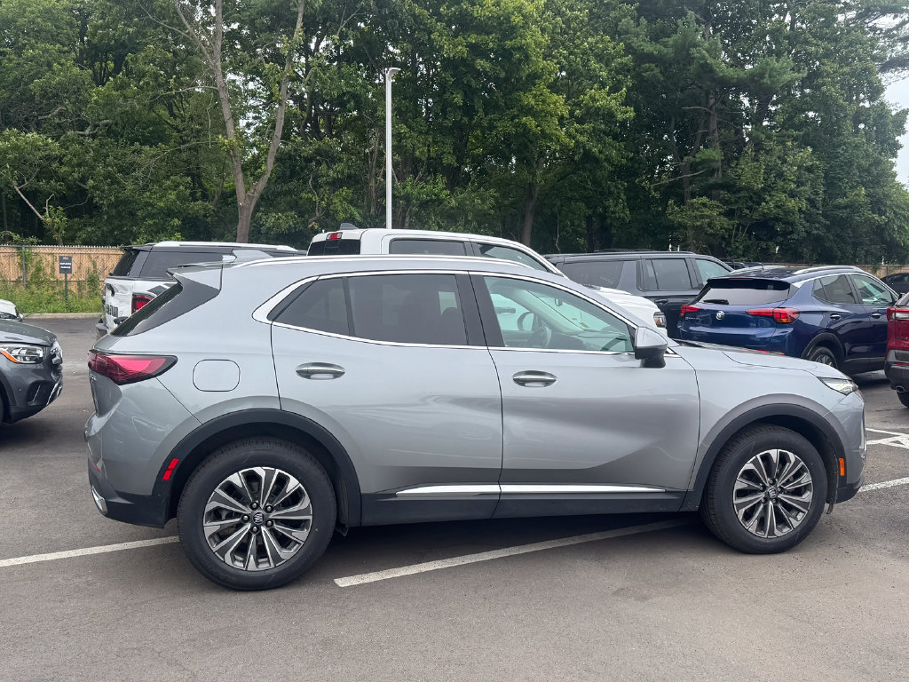 Used 2024 Buick Envision Preferred AWD/4WD image 3