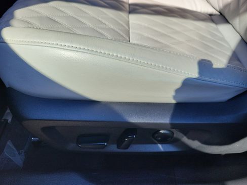 Used 2022 Mitsubishi Outlander SEL image 24