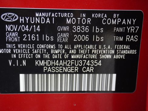 Used 2015 Hyundai Elantra Sport FWD image 28