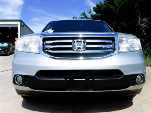 Used 2012 Honda Pilot Touring image 15