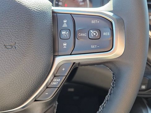 New 2026 RAM 2500 Big Horn AWD/4WD image 22