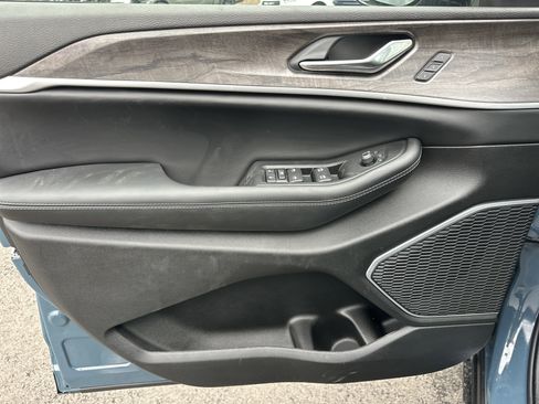 New 2026 Jeep Grand Cherokee L Limited w/ Limited Altitude Package image 30