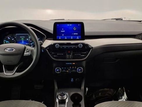 Used 2021 Ford Escape SE image 24