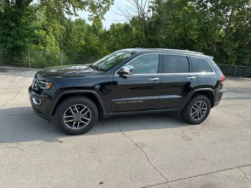 Used 2020 Jeep Grand Cherokee Limited w/ Premium Lighting Group AWD/4WD image 16