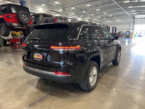 New 2025 Jeep Grand Cherokee Laredo X w/ Luxury Tech Group I image 8