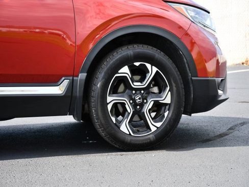 Used 2019 Honda CR-V Touring image 9