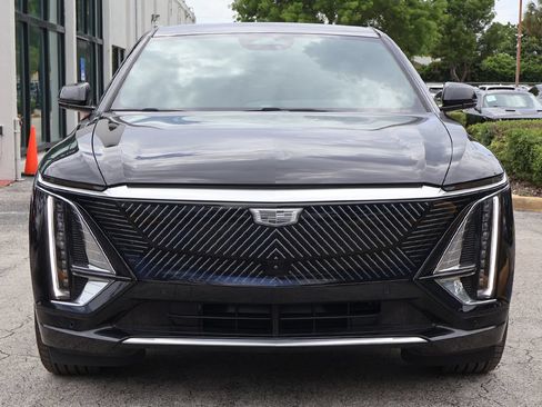 Used 2025 Cadillac Lyriq Luxury RWD image 15
