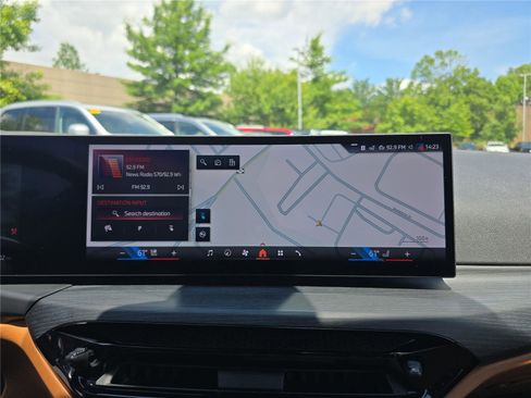 Certified 2025 BMW i4 eDrive40 w/ Premium Package RWD image 26