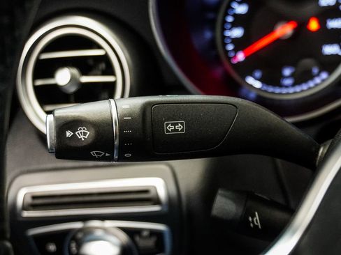 Used 2019 Mercedes-Benz C 300 Sedan image 21