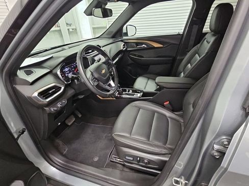 Used 2023 Chevrolet TrailBlazer ACTIV FWD image 10