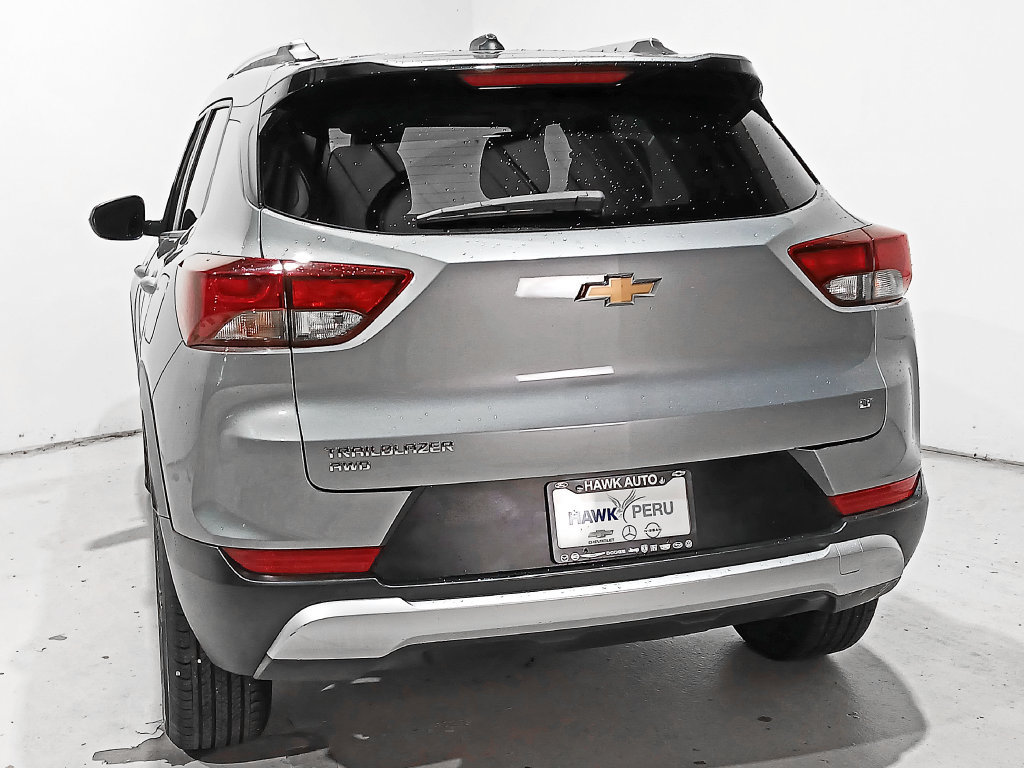 Used 2025 Chevrolet TrailBlazer LT AWD/4WD image 5