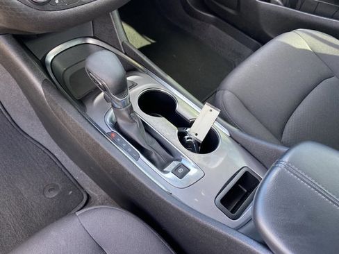 Used 2023 Chevrolet Malibu LT image 39