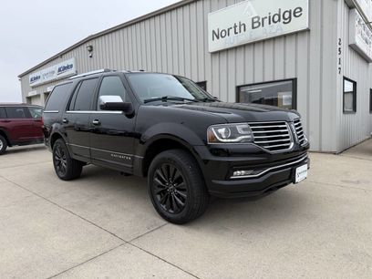 Used 2016 Lincoln Navigator Select