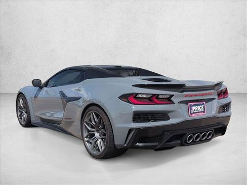 Used 2024 Chevrolet Corvette Z06 w/ Chrome Exterior Badge Package RWD image 7