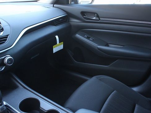 New 2025 Nissan Altima 2.5 S image 37