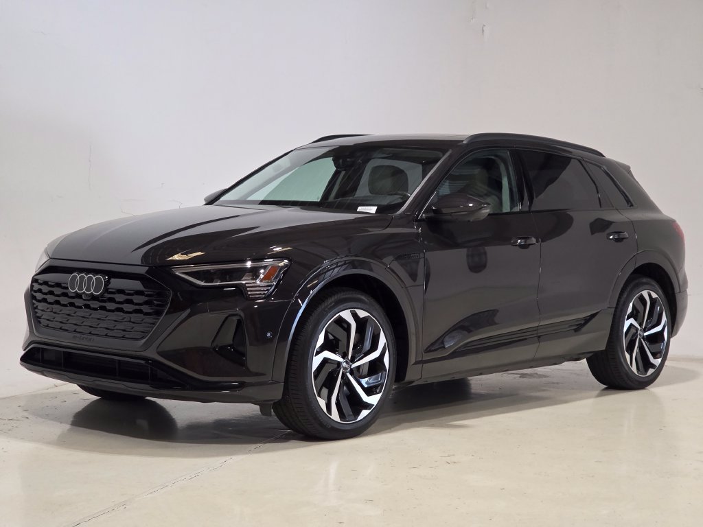 Used 2024 Audi Q8 e-tron Prestige w/ Prestige Package AWD/4WD image 1