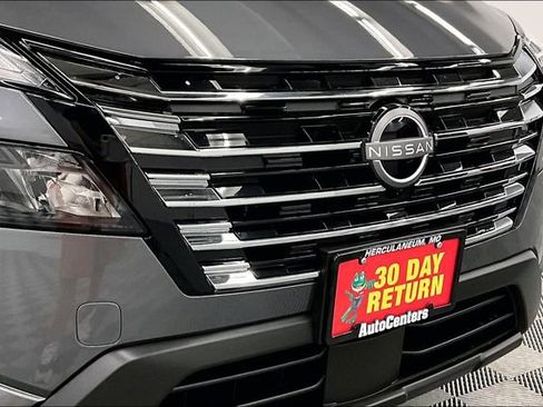 New 2026 Nissan Rogue S image 15